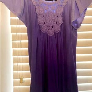 PUPRPLE OMBRÉ SHORT SLEEVE LADIES “T” STYLE SHIRT SIZE MEDIUM W/ CROCHET INSET!!